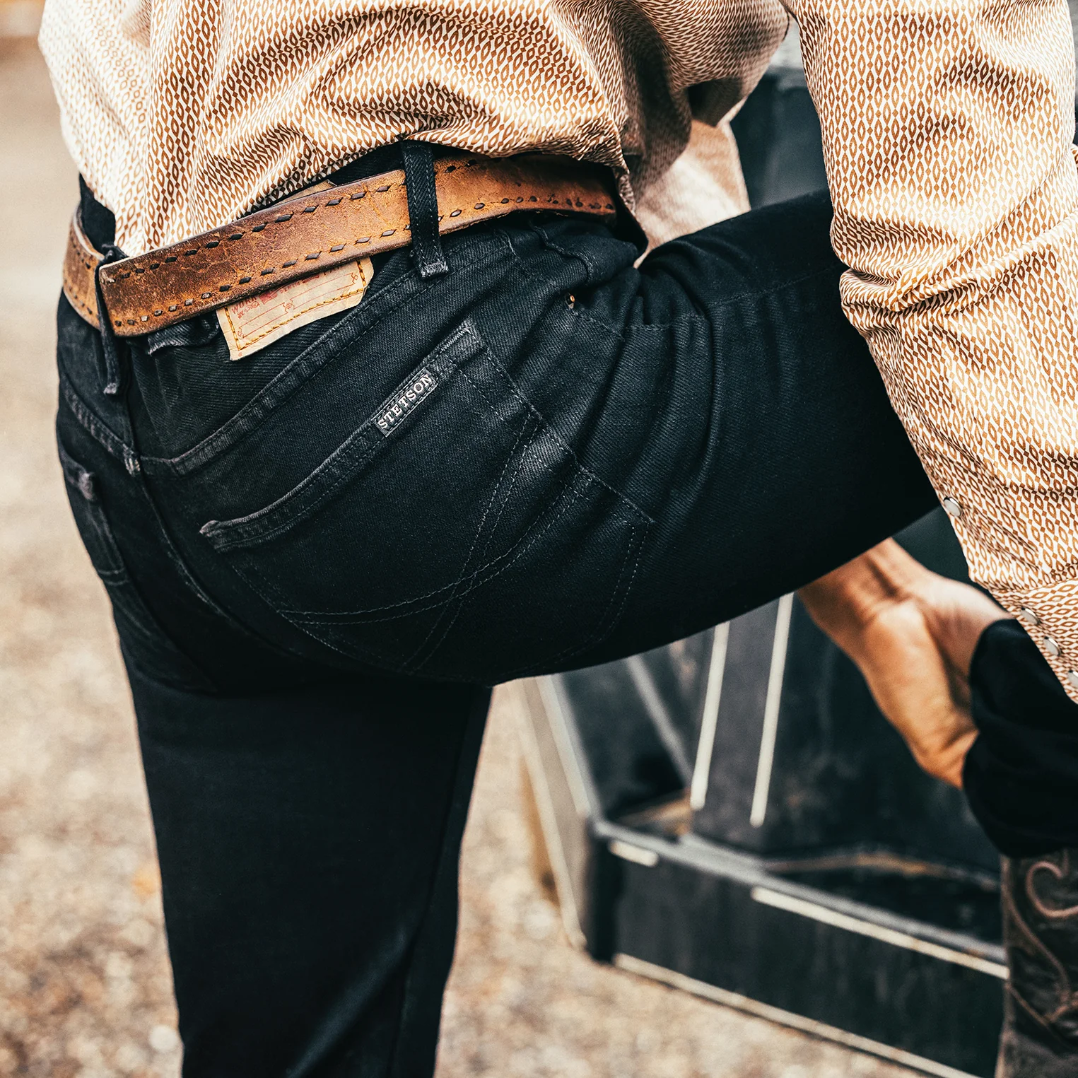 1120 Slim Fit Standard Straight Leg Jean - Image 4