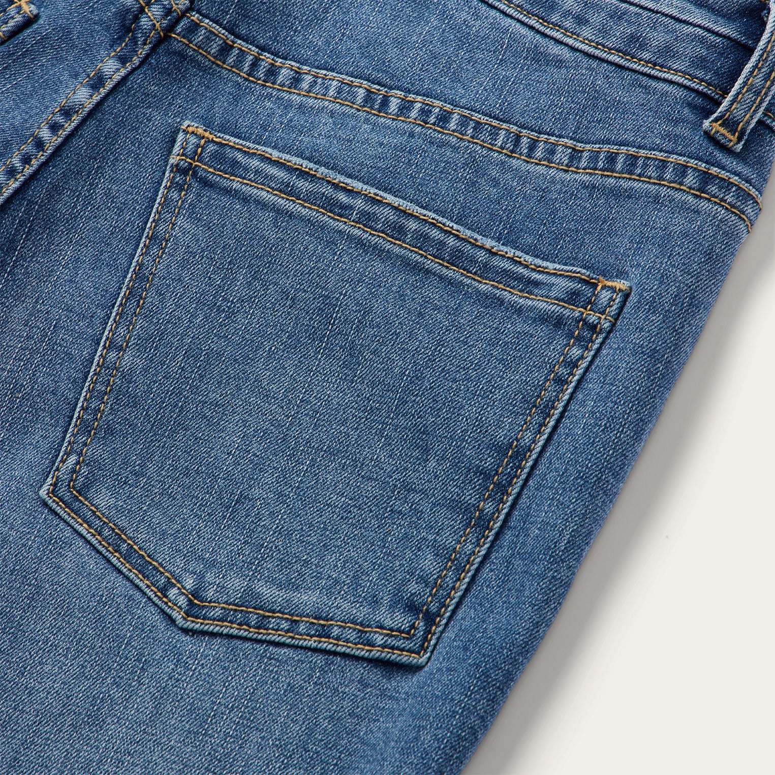 915 High Rise Straight Fit Jeans - Image 5