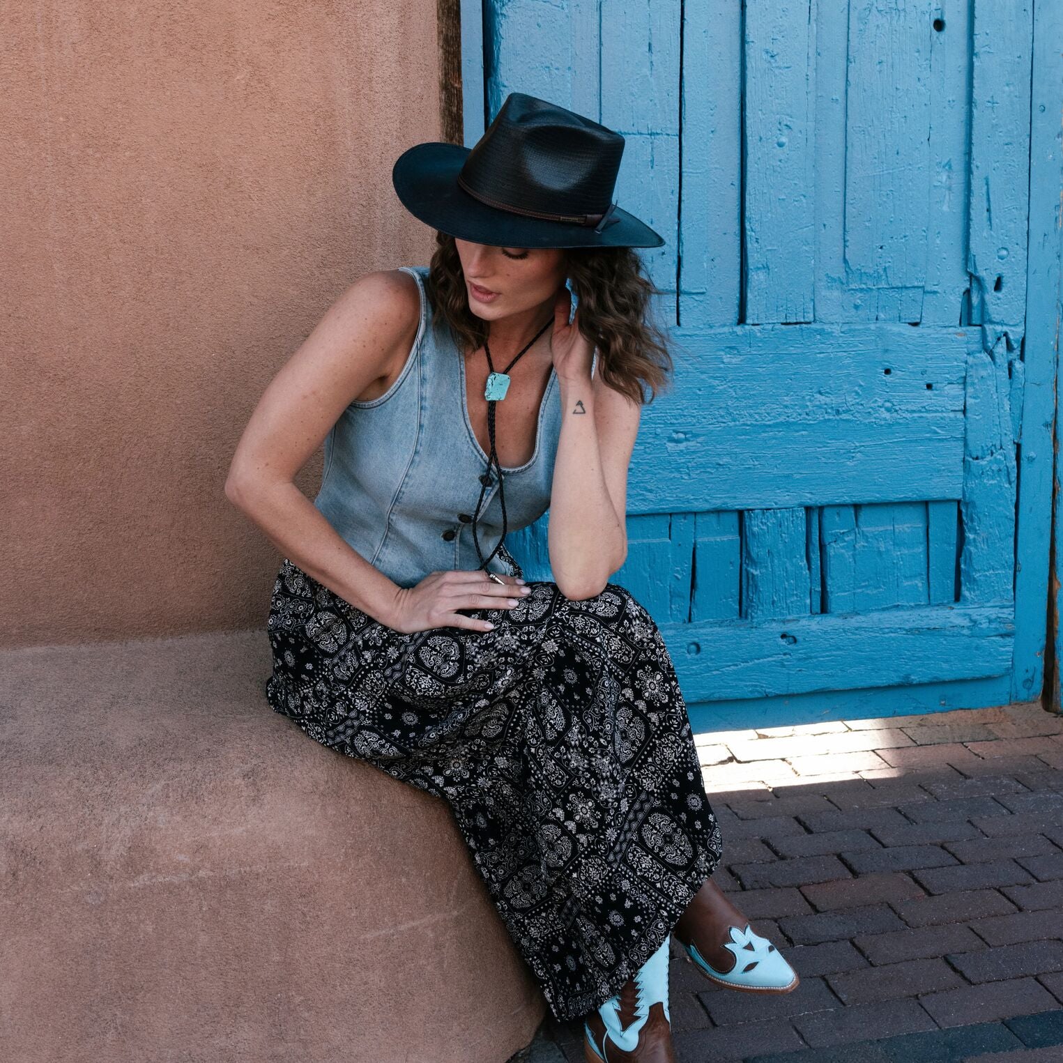 Belgrade Straw Outdoor Hat - Image 3