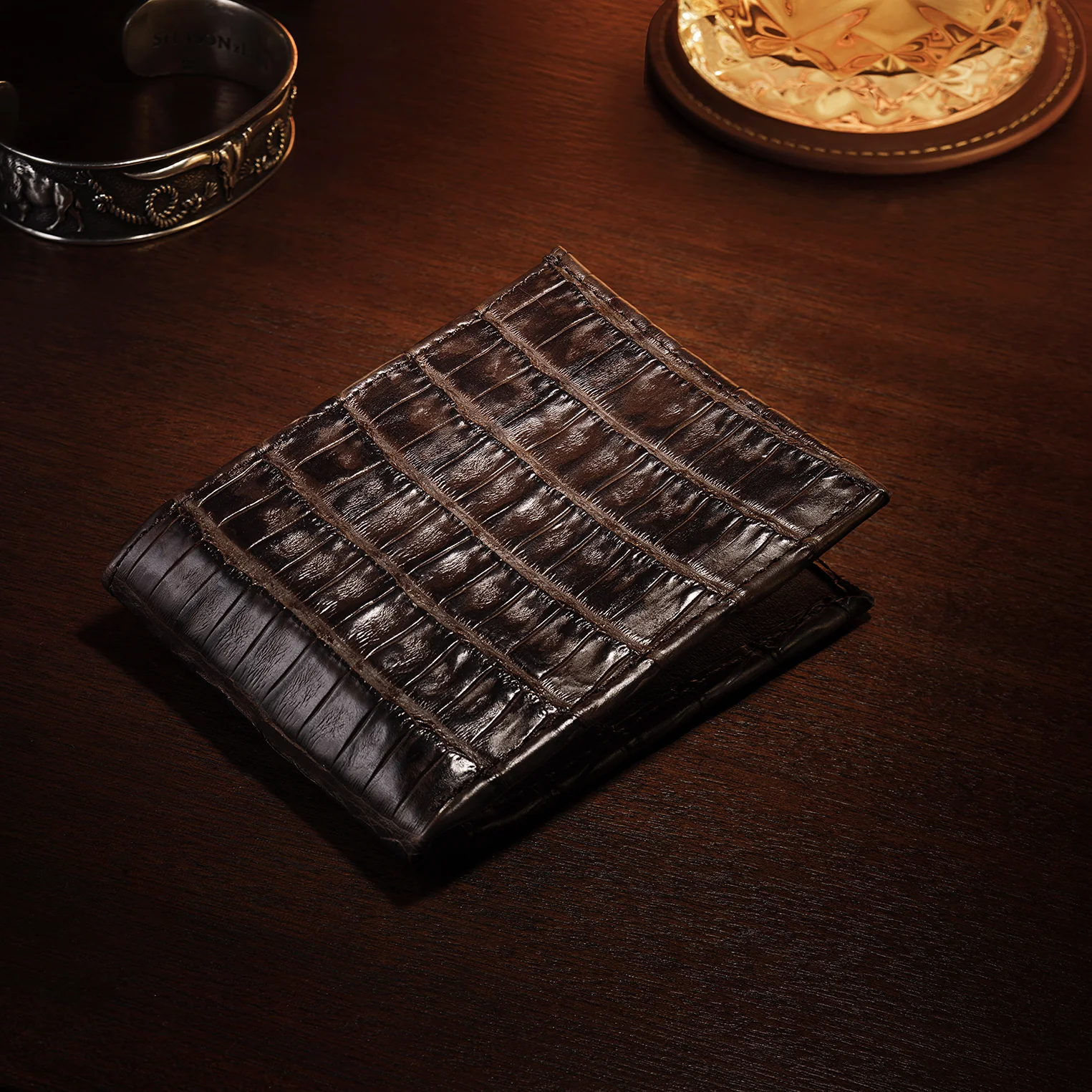 Caiman Bi-Fold Wallet - Image 2
